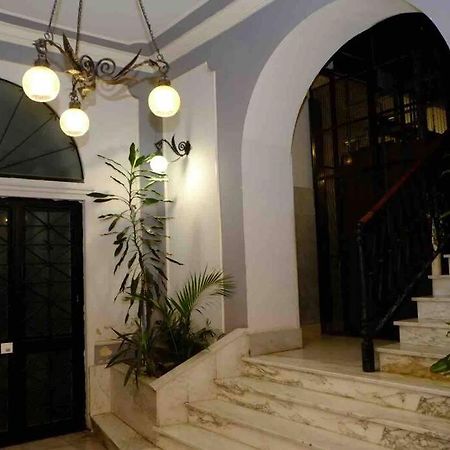 Beautiful Apartment Next To Piazza Di Spagna Rome Buitenkant foto