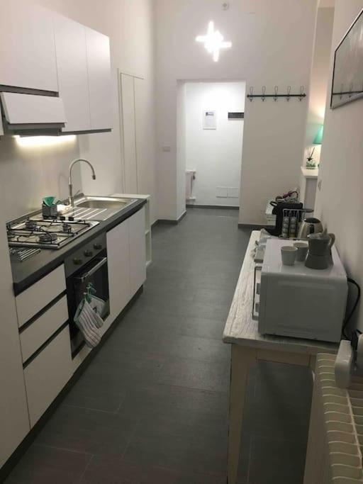 Beautiful Apartment Next To Piazza Di Spagna Rome Buitenkant foto