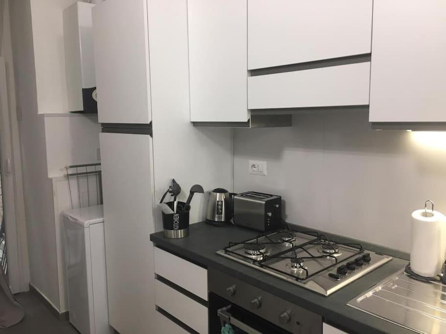 Beautiful Apartment Next To Piazza Di Spagna Rome Buitenkant foto