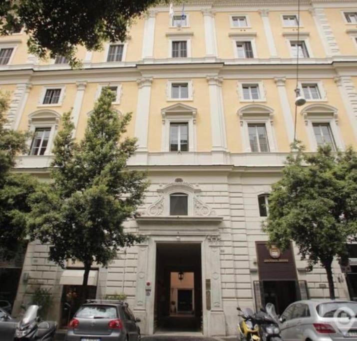 Beautiful Apartment Next To Piazza Di Spagna Rome Buitenkant foto